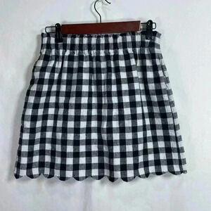 J. Crew Black & White Checked, Scalloped Edge, Size 6, Lined Mini Skirt, Pockets